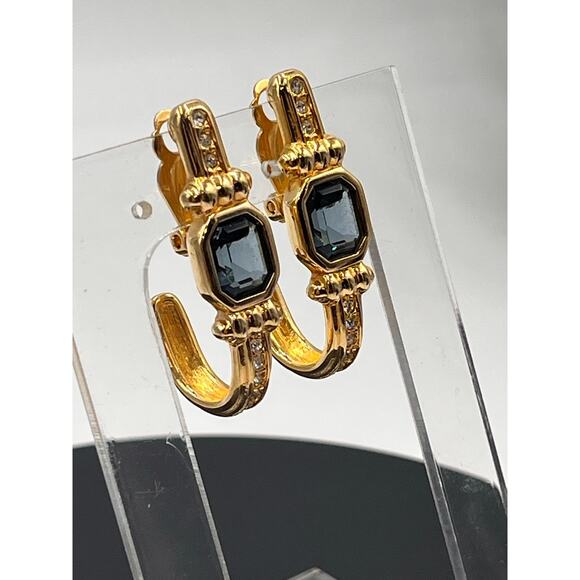 Swarovski Swan Vintage Gold Tone Pave Blue Bezel Crystal Half Hoop Clip Earring - Picture 3 of 8